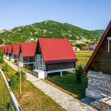 Etno Selo Bastadur Cetinje Bagian luar foto