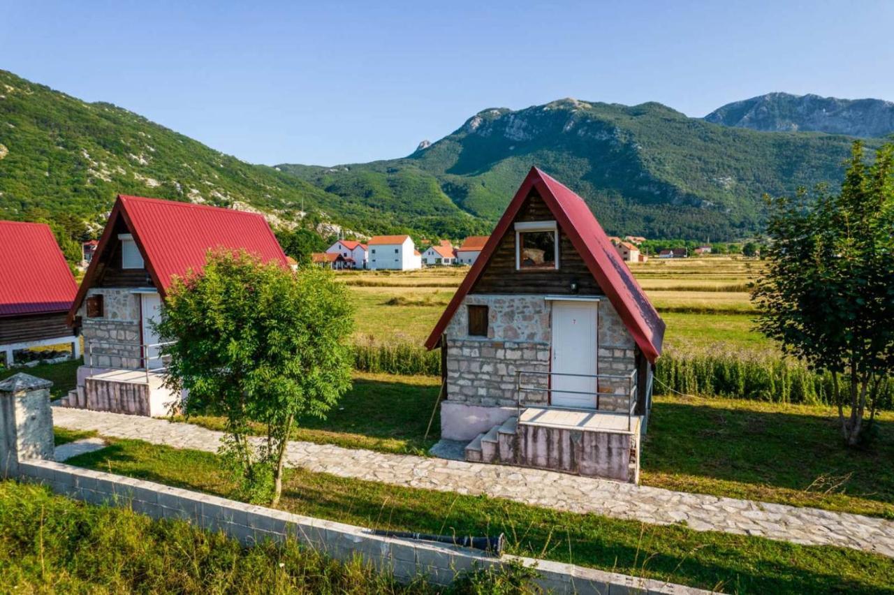 Etno Selo Bastadur Cetinje Bagian luar foto